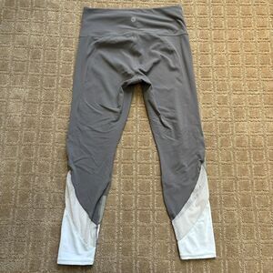 Athleta Salutation Crop Legging Women Women M Silver Gray Color Block Mesh Nylon